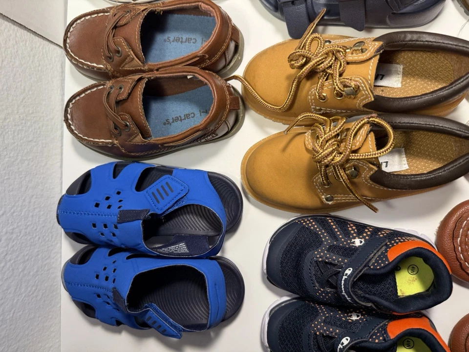 Lote de Zapatos Niños Talla Nb a Niño Pequeño Talla 7 - Excelente Estado Foto 2 de 4