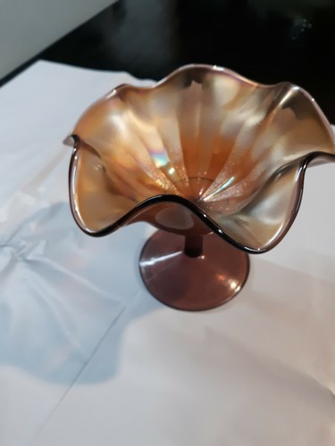 Amber Carnival Glass Fluted Edge Pedestal Bowl 5" Diameter - Picture 3 of 12