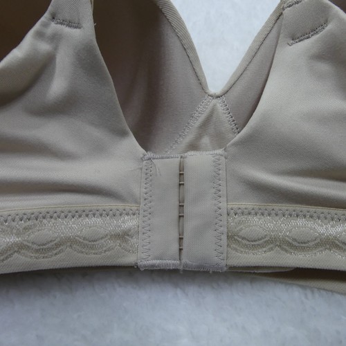 Warners Bra Womens 38D Beige Wireless Lightly Lined Simply Perfect RM1691T - Picture 7 of 10