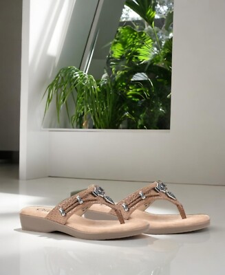 Cliffs By White Mountain Womens Slip On Bailee Thong Sandal Natural Woven  NIB