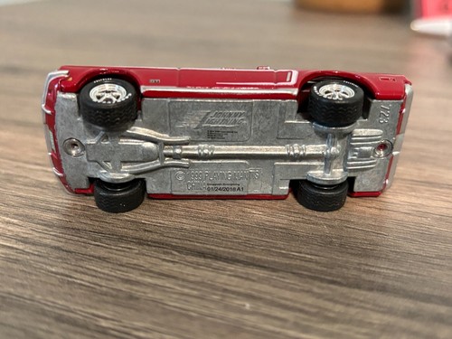Johnny Lightning 1968 Red Ford Mustang GT - Rubber Tires HTF - Picture 9 of 9