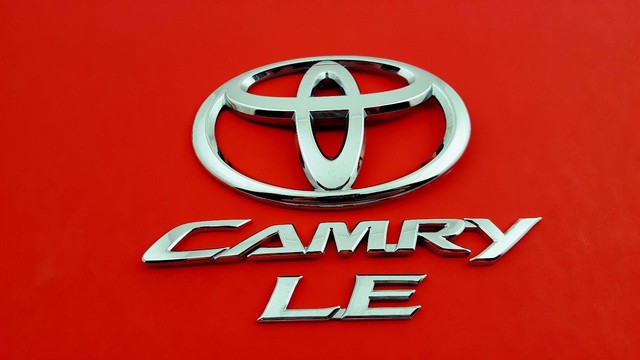 Toyota camry logo