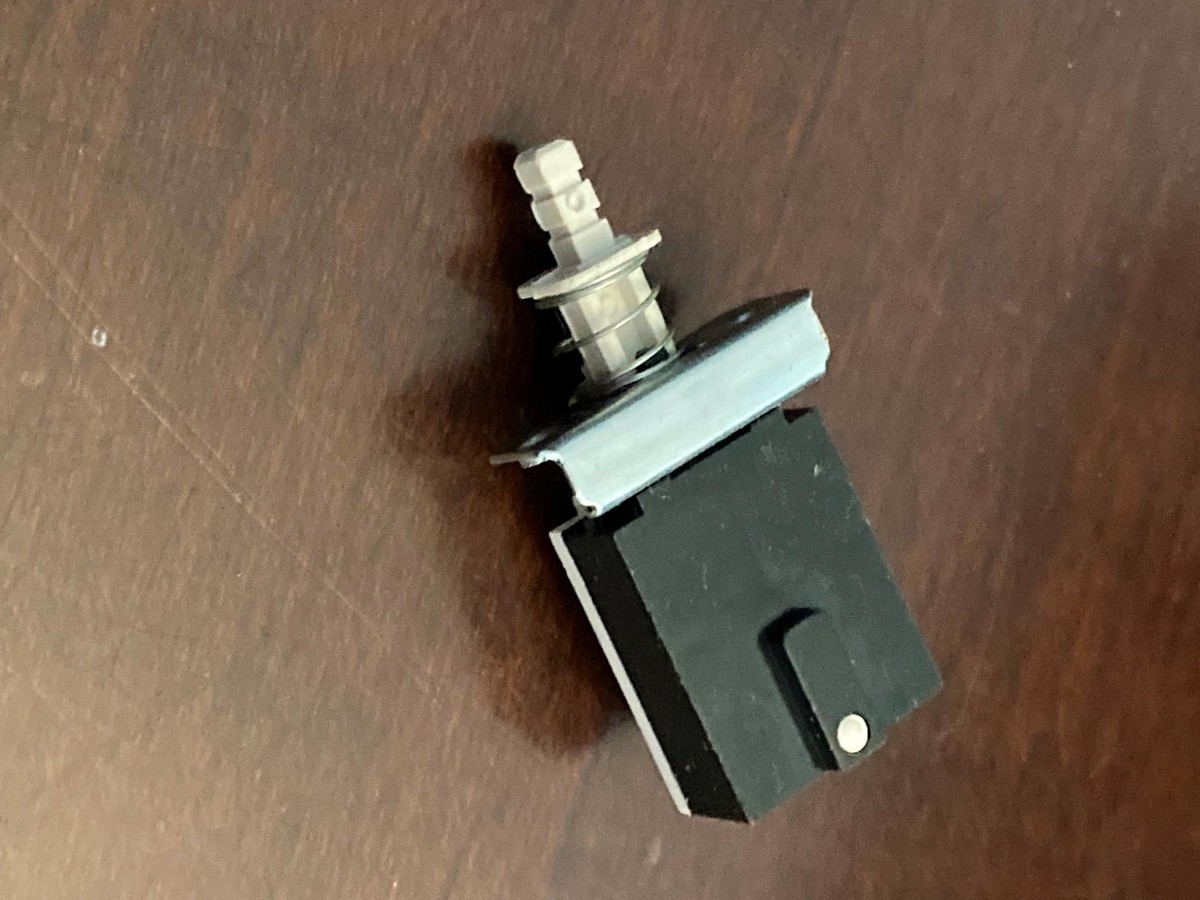 Commodore 1084 1901 Replacement Power Switch Magnavox 8CM515