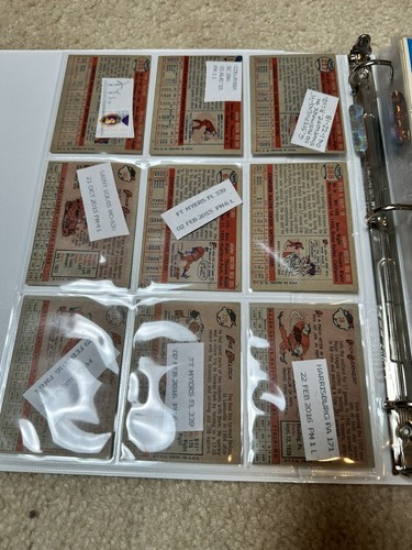 Huge Lot 108 Signed Cards of RED SOX VINTAGE AUTO'S TOPPS 1957-70 and Team Cards - Picture 4 of 17
