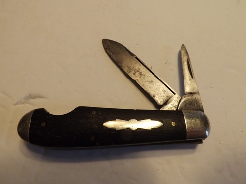 Vintage C.F. WOLFERTZ & CO. 1862-1944 2 Blade Wooden Handle Pocket Knife-RARE