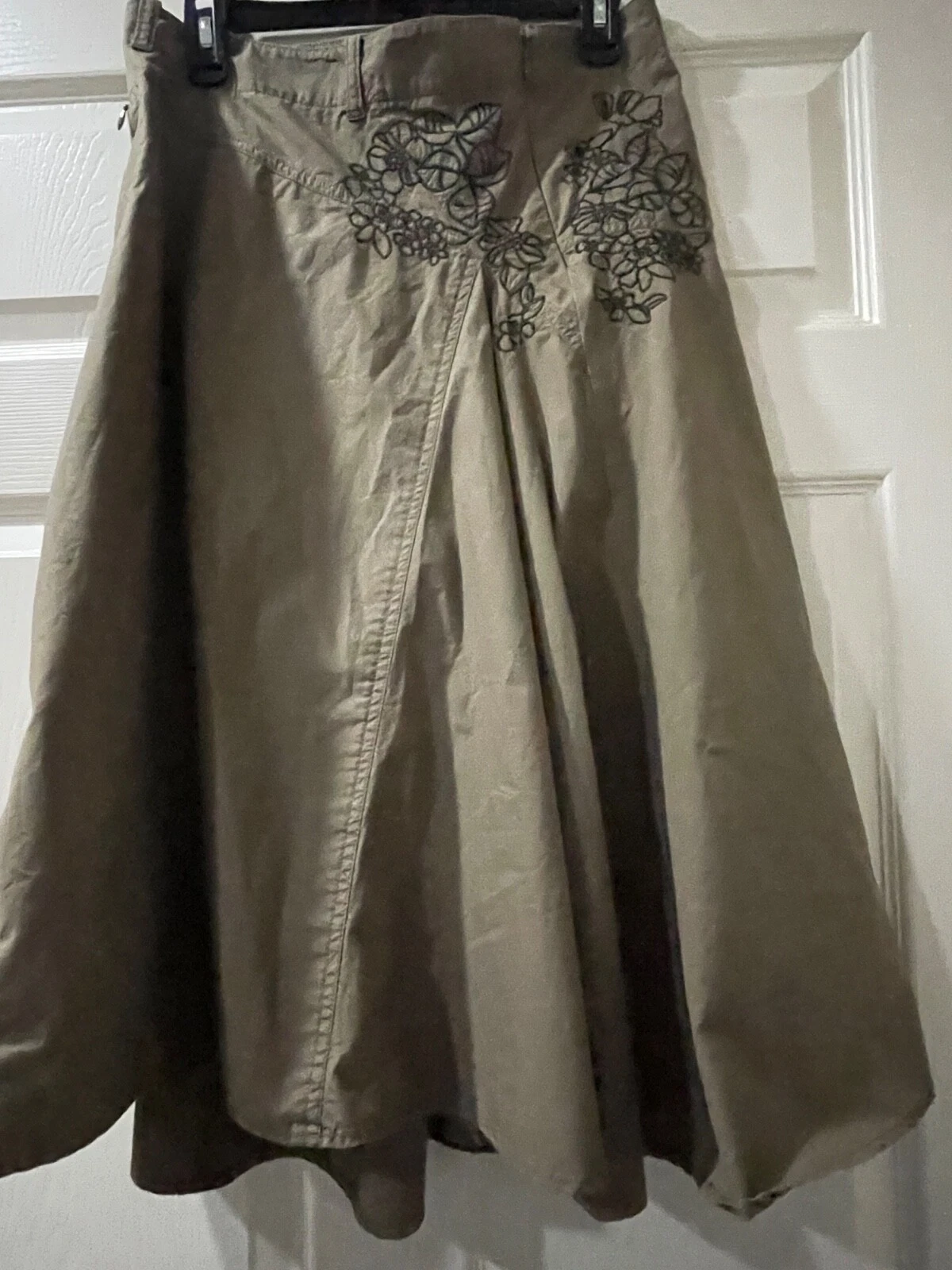 Athleta Khaki Cotton Flare Skirt Embroidered Size 6 Tall