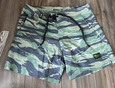 Pantalones Cortos Sunga Life 4 Vías Elastizados Rayas de Tigre Camuflados - Para Hombre Talla 32