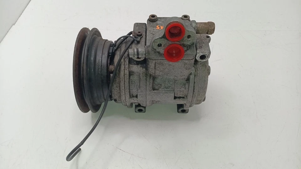 Compresor de aire acondicionado Mitsubishi Montero 1994 95 96 97 98 99 2000 Foto 2 de 4