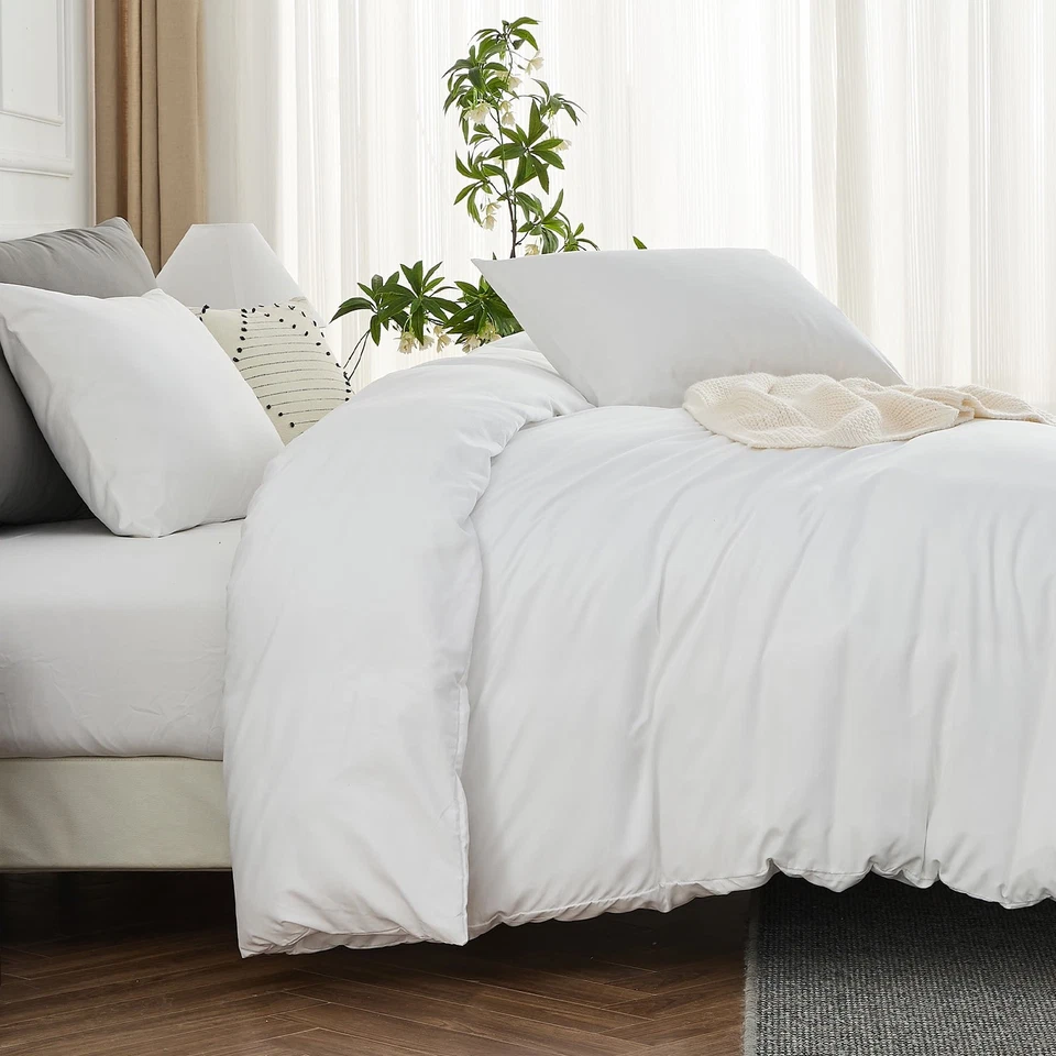 Hitime 3 Pieces Duvet Cover, Soft Microfiber Bedding Sets with Zipper Closure - Image 4 of 4