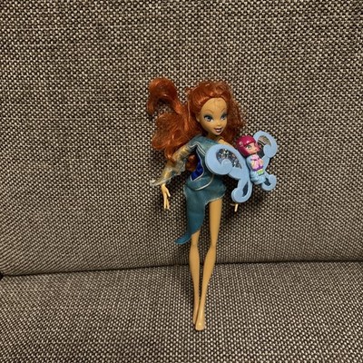 Winx Puppe Bloom von 2005 mit ihrer Elfe