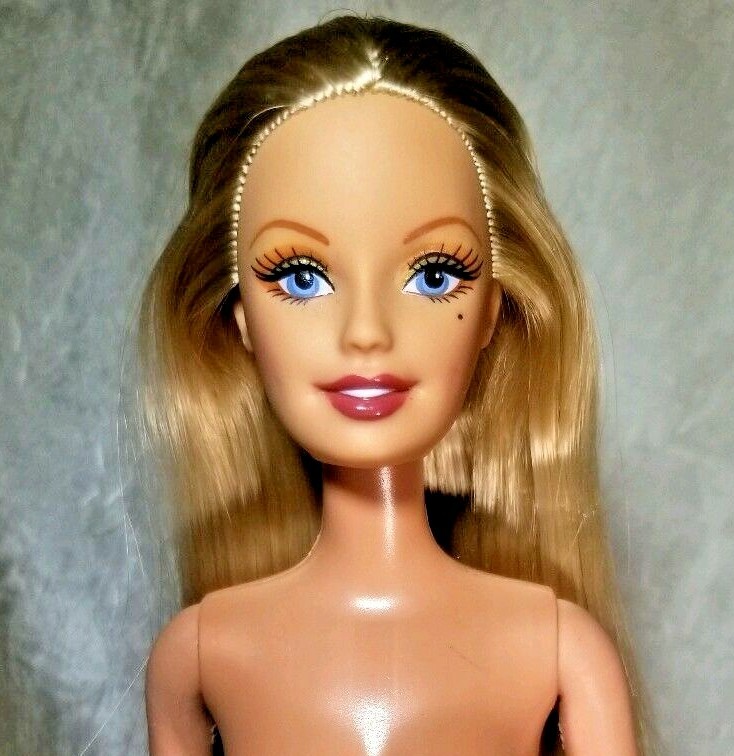 Nude Halloween Barbie long golden blonde hair beauty mark blue cat