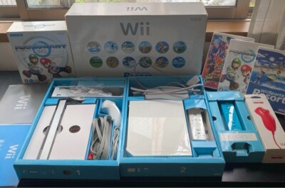 Nintendo Wii RVL-S-WD Nintendo Wii RVL-S-WD ソフト、限定