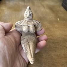 ANCIENT SYRO-HITTITE TERRACOTTA DIETY IDOL WORSHIPPER CIRCA 1180-780 BCE