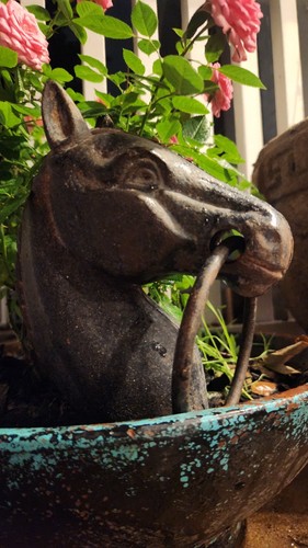 Antique Cast Iron Horse Head Hitching Post Knight Chess Piece Garden Decor