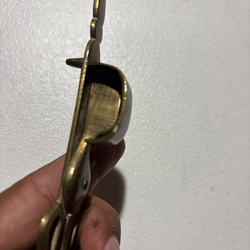 Antique candle snuffer Scissors Bronze/gold Colour - Picture 8 of 9