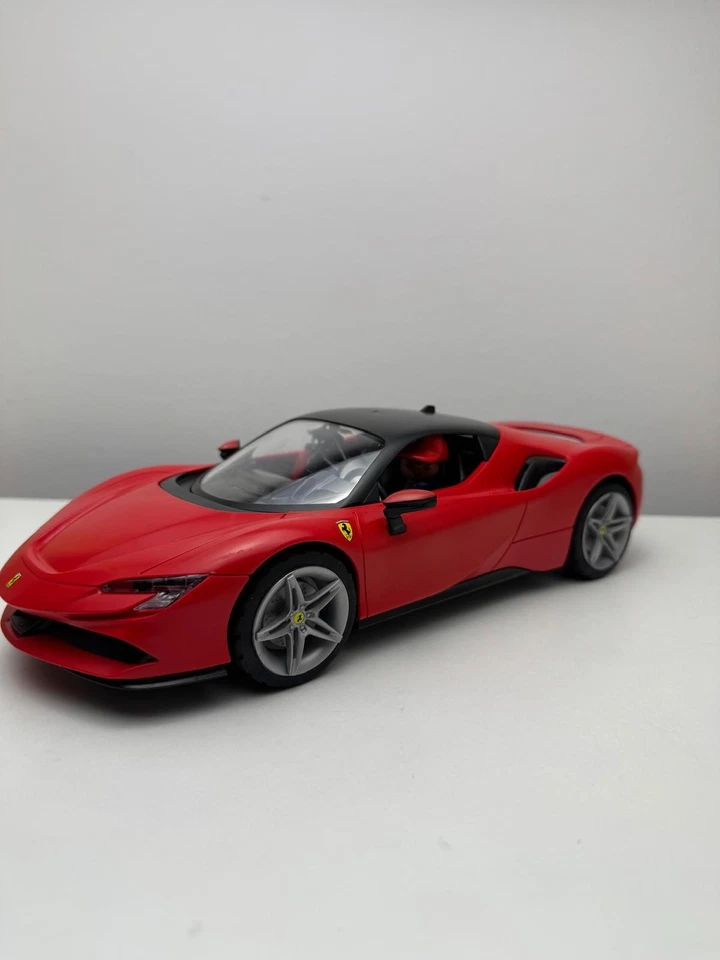 PLAYMOBIL 71020 Ferrari SF90 Stradale mit Licht – Supersportwagen Sammlermodell - Bild 3 von 4