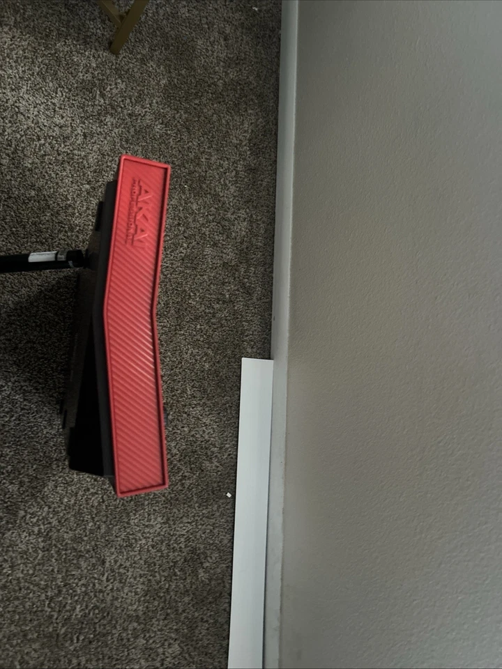 MPC Key 37! keyboard comes with a preloaded drum kit on the included SD card - Image 3 of 4