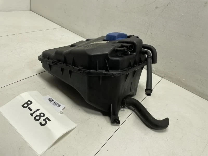 2005 VOLKSWAGEN TOUAREG 4.2L RESERVATÓRIO DE LÍQUIDO DE ARREFECIMENTO Compatível com 07-15 AUDI Q7 OEM+ - Imagem 2 de 4