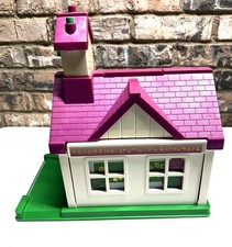 De colección. Casa Escolar Barney El Dinosaurio Púrpura, 14" x 8" x 14" de Alto, SIN Accesorios