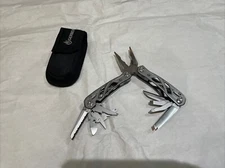 Gerber Suspension Multi Tool Pliers/Scissors/Knife/Saw with Sheath New other