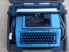 Smith Corona Coromatic 2200 Electric Typewriter w Carry Case NICE thumbnail
