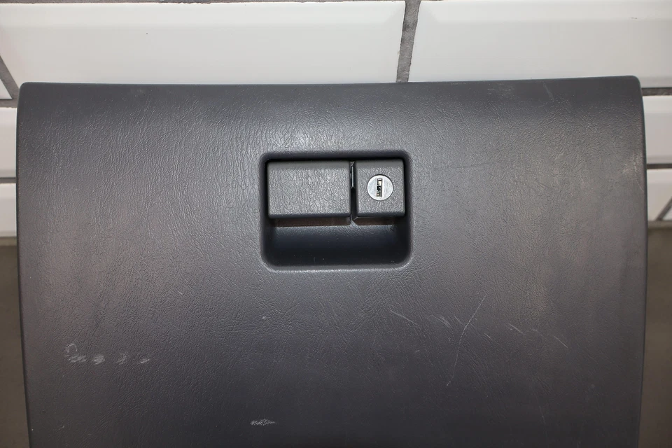 Guantera Land Cruiser 96-98 95-97 Lexus LX450 OEM Foto 2 de 4