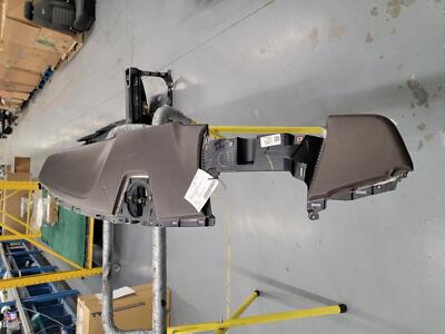 '16-'20 GMC YUKON dashboard Dash Panel OEM Grade A!
