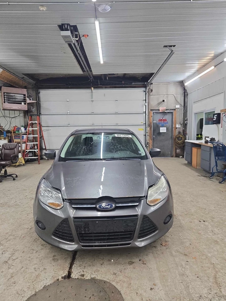 Used Front Right Door Window Regulator Front fits: 2012 Ford Focus electric w/o - Image 3 of 4