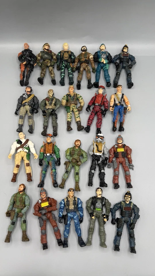 Lote De Colección De 21 Figuras De Acción Lanard The Corps Soldados Militares 2003-2005 Foto 2 de 4