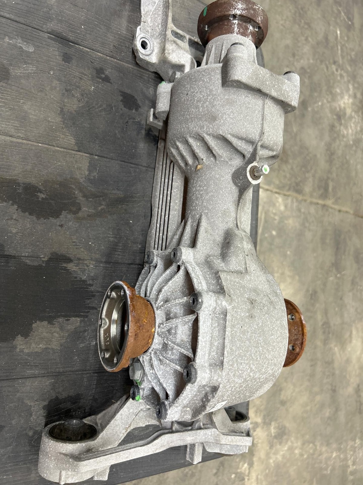 0AZ409505A Front Carrier/Differential Assembly AUDI R8 2008 - 2015 (MK)