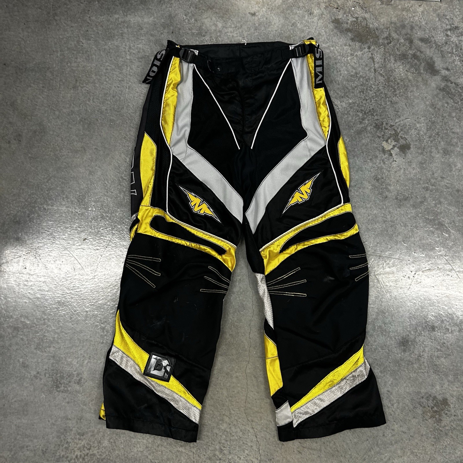 Mission Roller Hockey Pants Black Yellow Inline Street Hockey Gear Senior 32X25