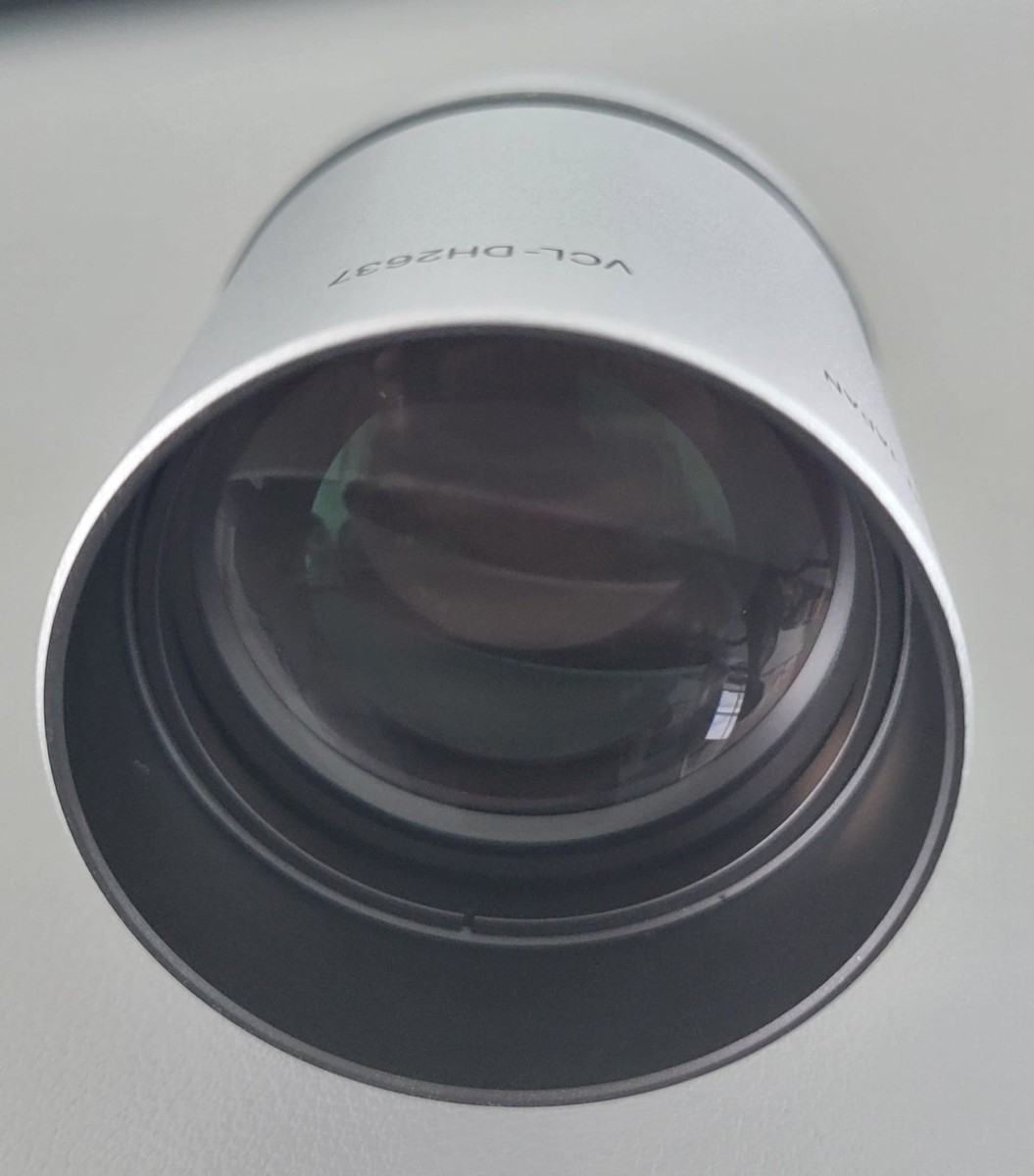 Sony Vintage Cyber-shot Still Camera VCL-DH2637 2.6X Tele