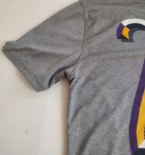 T-shirt LeBron James #23 Dry-Fit di M&M Los Angeles Lakers taglia media - Foto 7 di 8