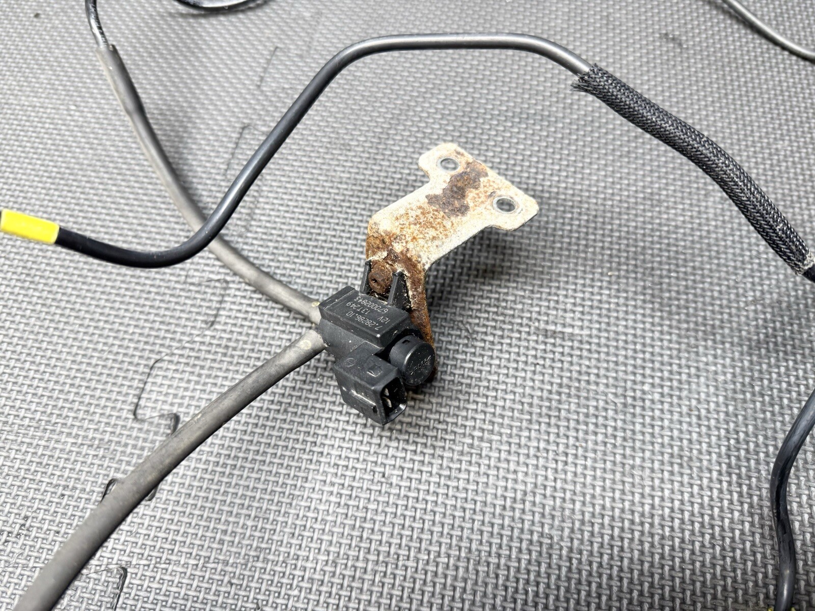 Maserati Quattroporte 2017-2020 Solenoid valve P/N 670002843