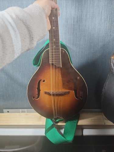 ANTIQUE 1950'S KAY Mandolin VERY OLD box is damaged selling as is - Picture 9 of 21