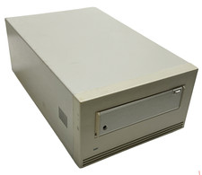 Tandberg Data SLR4 External Tape Drive SCSI 115-230 VAC 50/60 Hz 10153-B01