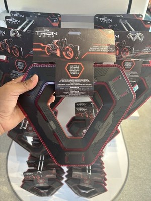 DISNEY TRON:ARES IDENTITY DISC LIGHTS AND SOUNDS NEW