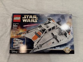 LEGO Star Wars Snowspeeder 75144 Ultimate Collector Series 1703 Pieces