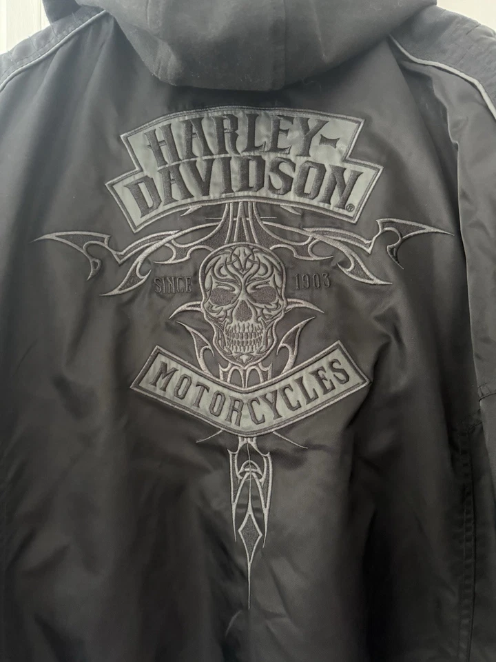 Chaqueta de bombardero Harley-Davidson® para hombre 3M aislamiento aislante, negra 97444-18VM Foto 3 de 4