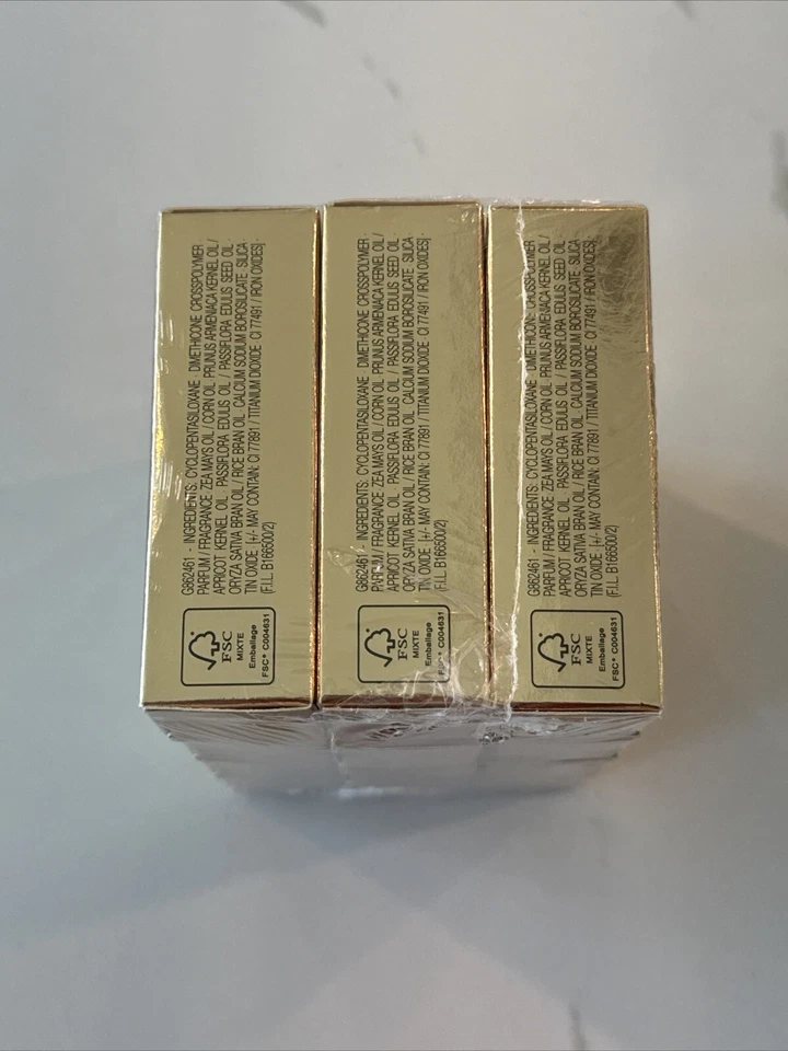 12 Pack - YSL Touche Eclat Blur Primer 10ml/0.33 fl. oz. - Image 3 of 4