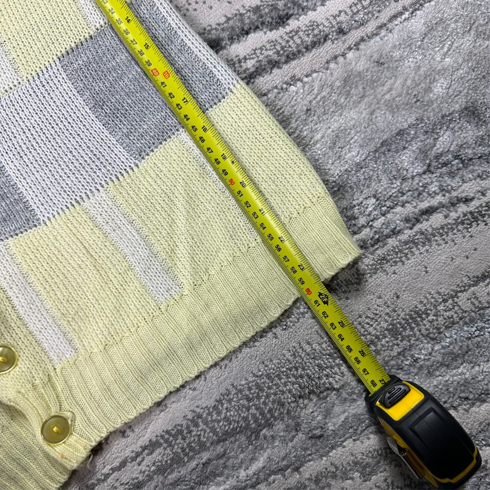 VTG Checkerboard Geometric 80's Yellow Grey White Large V Neck Button Cardigan image 6