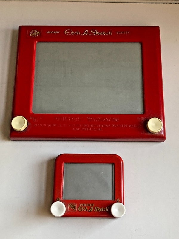 40 YRS. approx Etch-A-Sketch 2 VTG WORKING Drawing Toys OHIO ART mixed lot ART