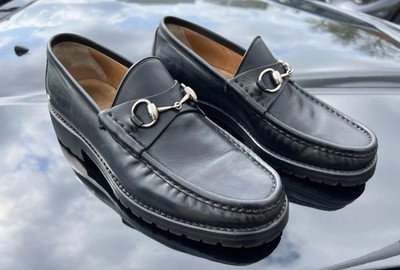 Gucci Black Italian Leather Horsebit Lug Sole Chunky Loafers  display picture 1