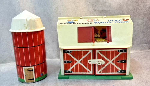 Vintage Fisher Price Little People Family Farm Play Set Silo Barn Animals