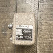 Revere B-61 Non Reflex Standard 8 mm Vintage Movie Camera Beige Brown