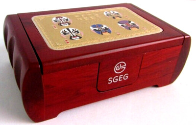 Rosewood Trinket Box Chinese Peking Opera Masks Jewelry Box, Inlaid  Gold Panel