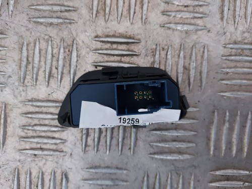 Bouton interrupteur CHECK - CITROËN C5 II (2) X7 TOURER - De 04-2008 - Picture 2 of 3