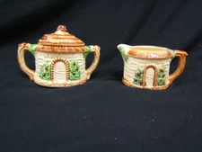 CW Inc. Chadwick Cream & Sugar w/Lid Cottage Pattern VGC 