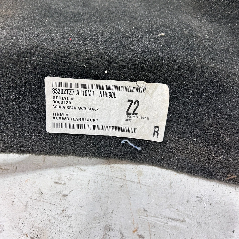 2018-2020 ACURA TLX A-SPEC 3.5L REAR FLOOR INTERIOR CARPET MAT -67K MILES- OEM - Imagem 4 de 4