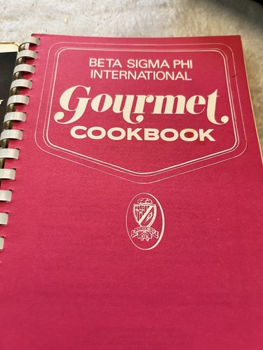 Vintage Favorite Recipes Beta Sigma Phi International Gourmet Cookbook - Bild 2 von 7